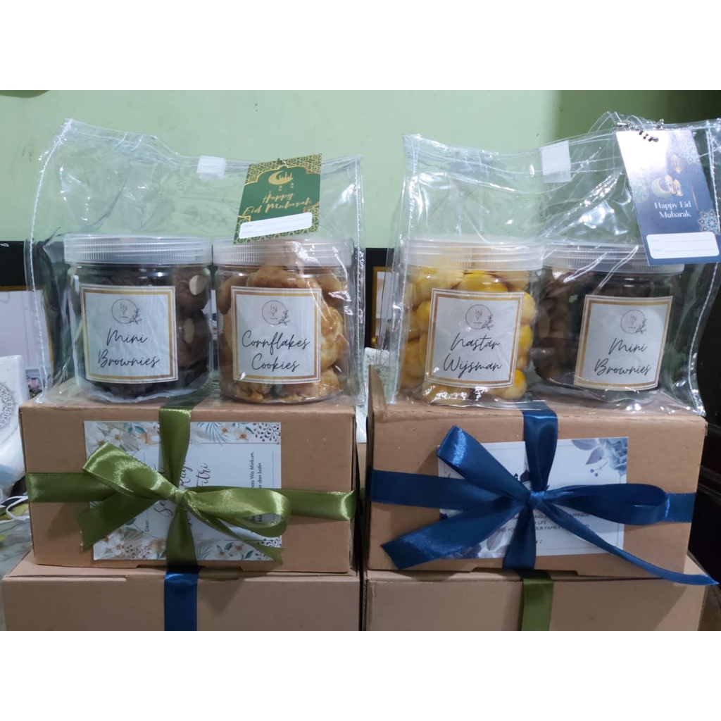 

Set Hampers Lebaran 2 Toples