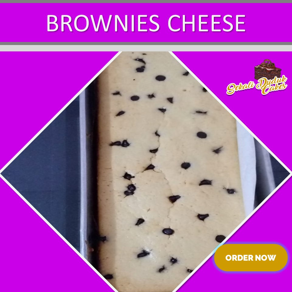 

BROWNIES CHEESE SEKAT 30X10 CM (24 POTONG) KUALITAS PREMIUM BY SEKALI DUDUK CAKES