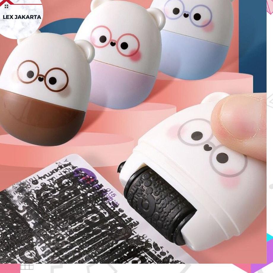 

Promo - LEXJAKARTAGROSIR Roller Stempel Cutter Mini 2 In 1 / Cutter Stempel Pelindung Data Alamat / Stempel Data Paket / Stempel Pelindung Data Pribadi Motif Bear / Roller Stempel / Stamp Roller / Stamp Cutter