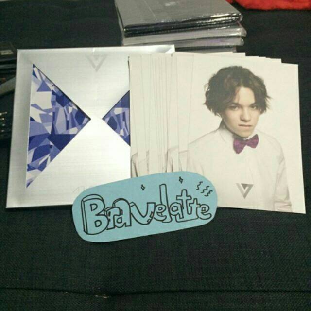 SEVENTEEN 17 CARAT WITH WHITE POSTCARD