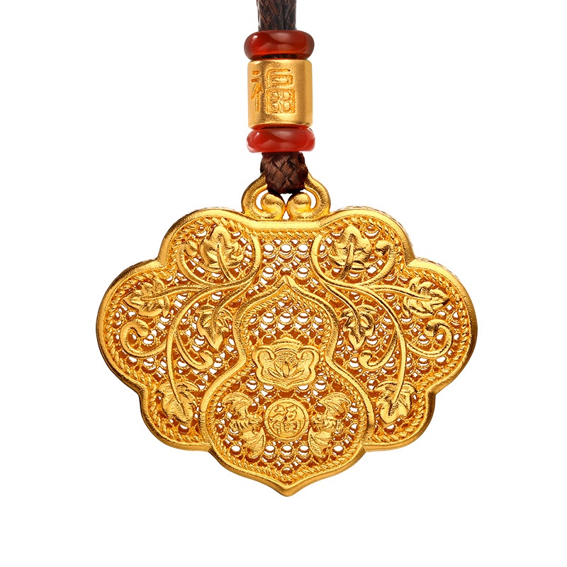 [Ready Stock]Fashion Hollowed-out Gold-Plated Carved Pendant Necklace