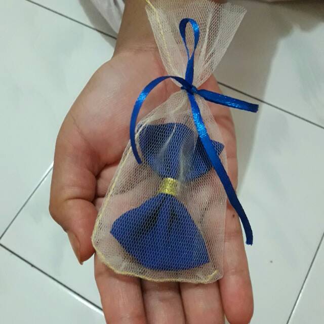 

souvenir bros pernikahan hand made pita kemas tile dan pita