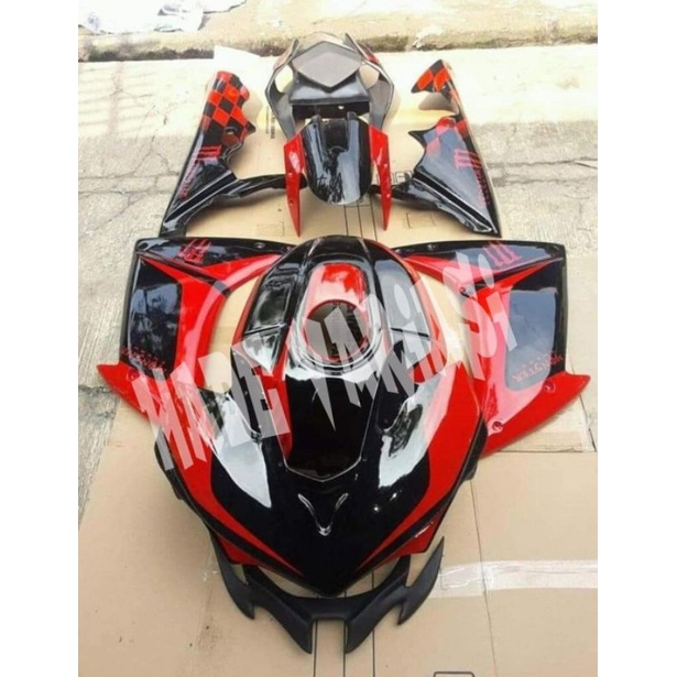 Fullset Body R15 V1,V2 Body Belakang Model R1