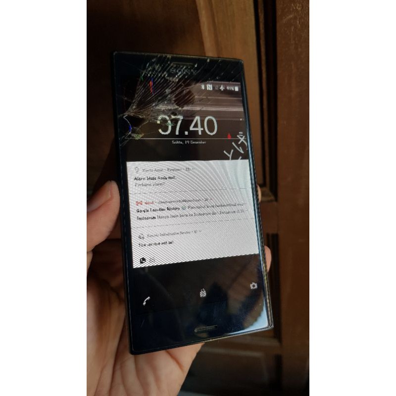 sony x compact minus lcd