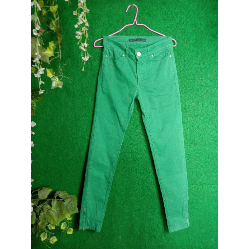 Preloved Celana - Celana preloved