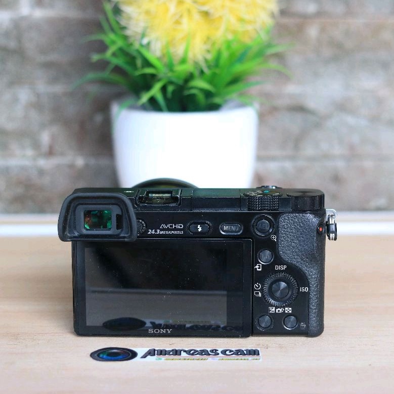 KAMERA SONY A6000 PALING BANYAK DI CARI TINGGAL  PAKAI-3
