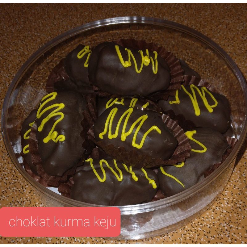 

KUE COKLAT KURMA KEJU