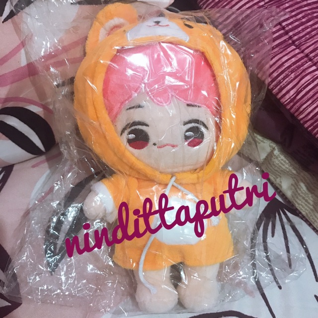 EXO Baidu Bar Doll Baekhyun