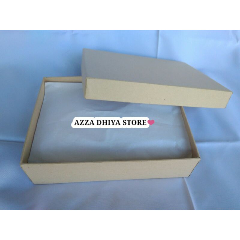 

HARDBOX CUSTOM | 20×20×5 CM | KOTAK KADO MURAH | BOX HAMPERS