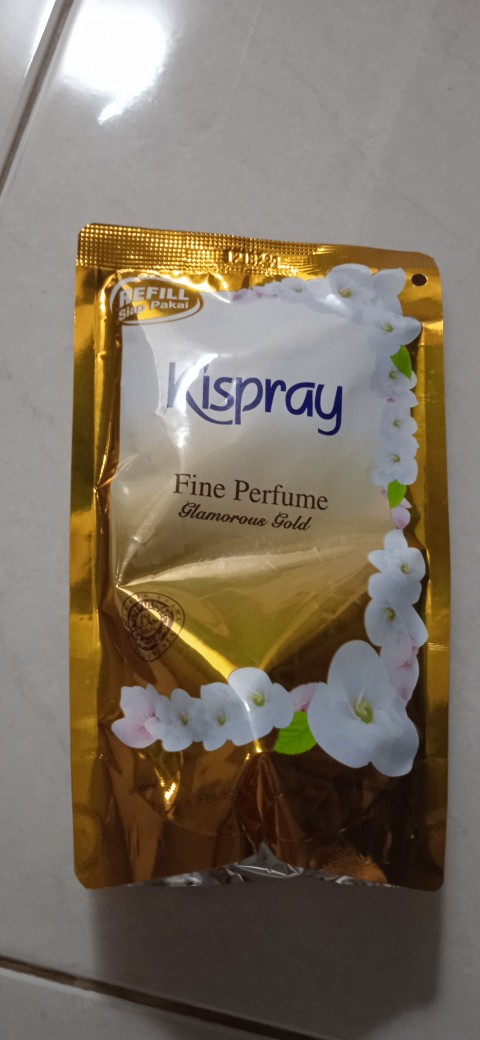 Kispray Pengharum Pakaian Reffill 300ml