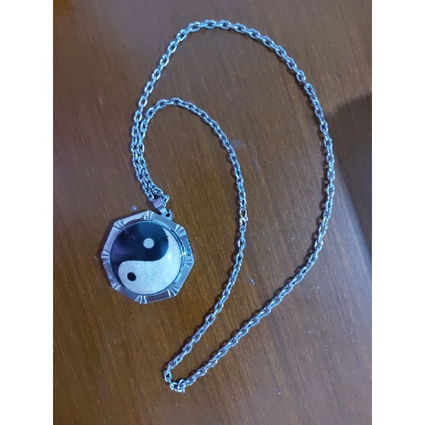 Batu Yin Yang natural