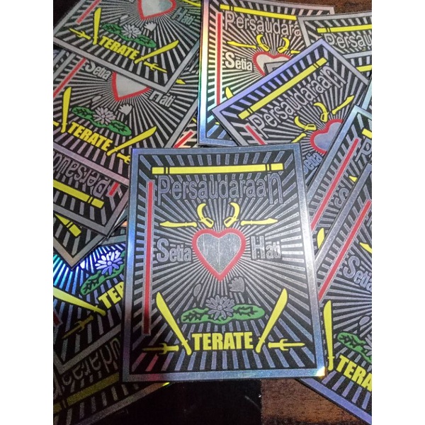 

stiker psht hologram ukuran 6×8 yg dapat berkilau saat terkena cahaya anti air,anti luntur