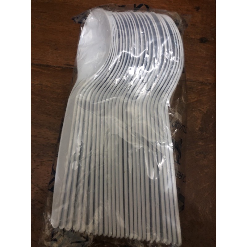 SENDOK MAKAN Plastik AW isi 25 pcs