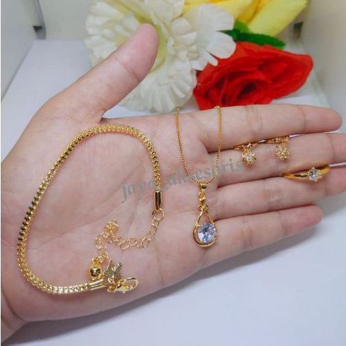 satu set perhiasan wanita titanium berlapis emas 24k anti luntur tidak bikin iritasi