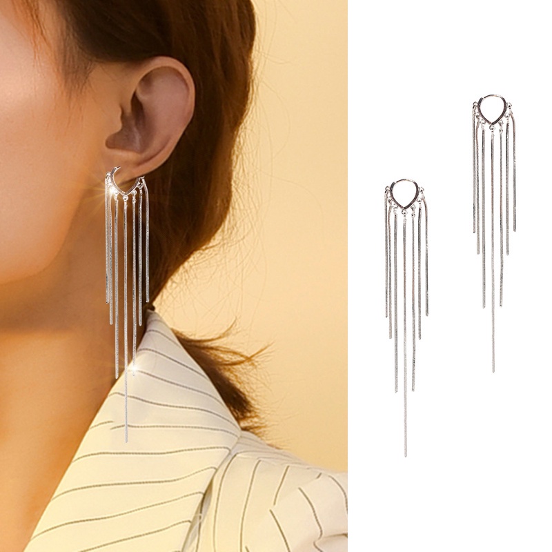 1 Pasang Anting Rumbai Panjang Bentuk Hati Bahan Alloy Metal Tipis