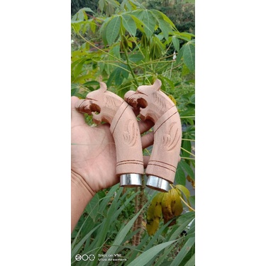gagang Golok macan ukir