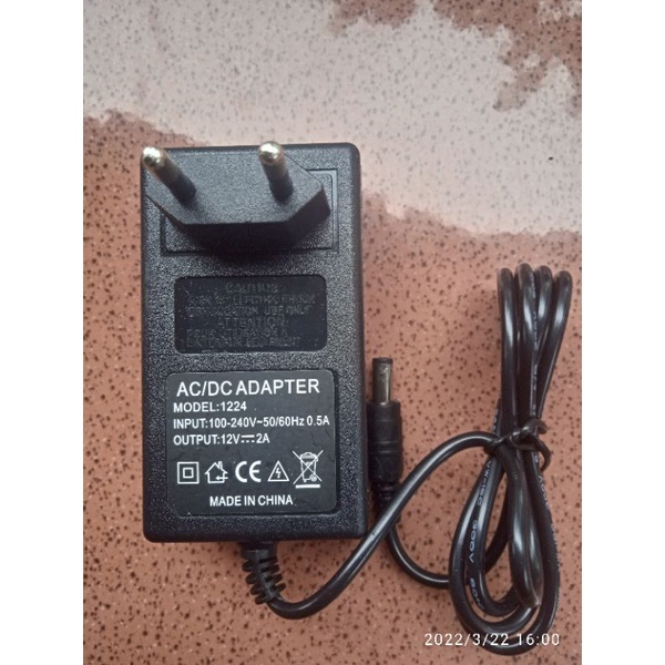 ADAPTOR 12V 2A