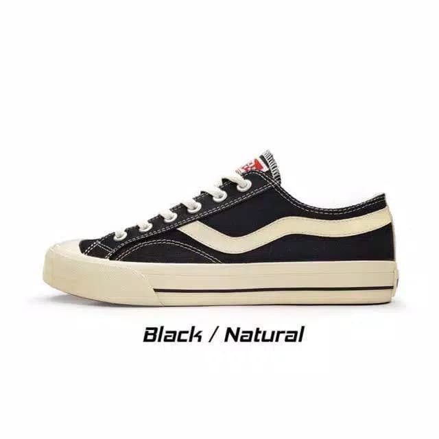 Ventela Public Low Black Natural