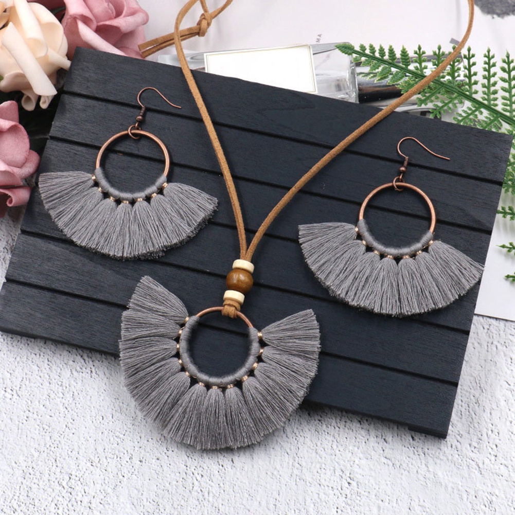 Hu Hu Hu Hu Hu Alat Bantu Pasang Kacamata♡ Set Anting Kait Gantungkalung Vintage Bentuk Kipas Hias Rumbai Untuk Wanita