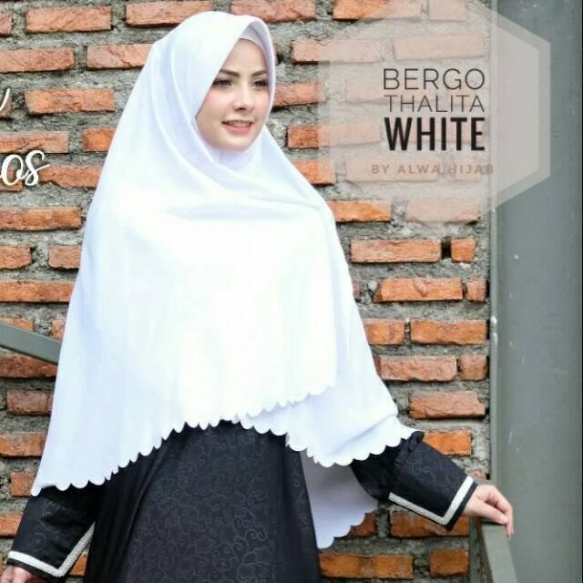 Gamis dan Bergo Thalita white | jilbab syari putih premium | alwa hijab