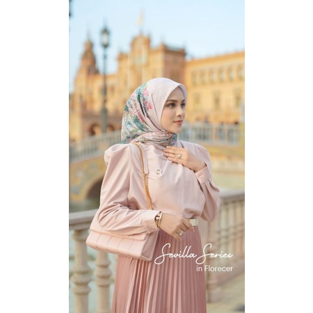 Buttonscarves Sevilla Florecer