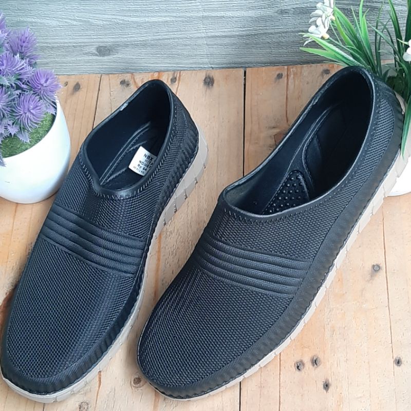 Sepatu Karet Pria  ATT NBX 663/ Sepatu Karet Anti Air/ Sepatu Karet Slip On uk 40-43