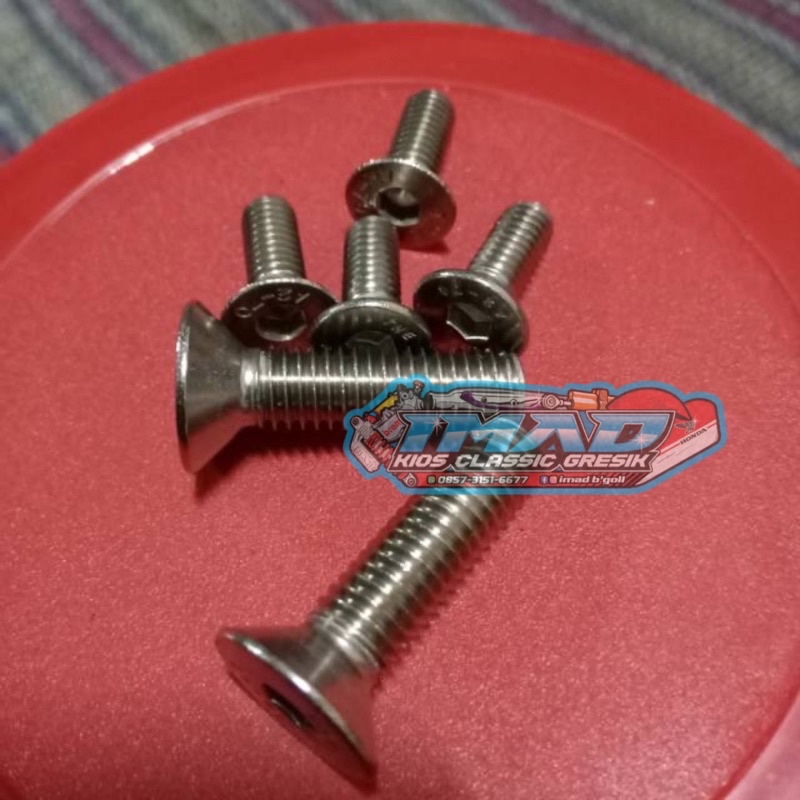 Baut L stenlis kupingan CNC model topi stainless