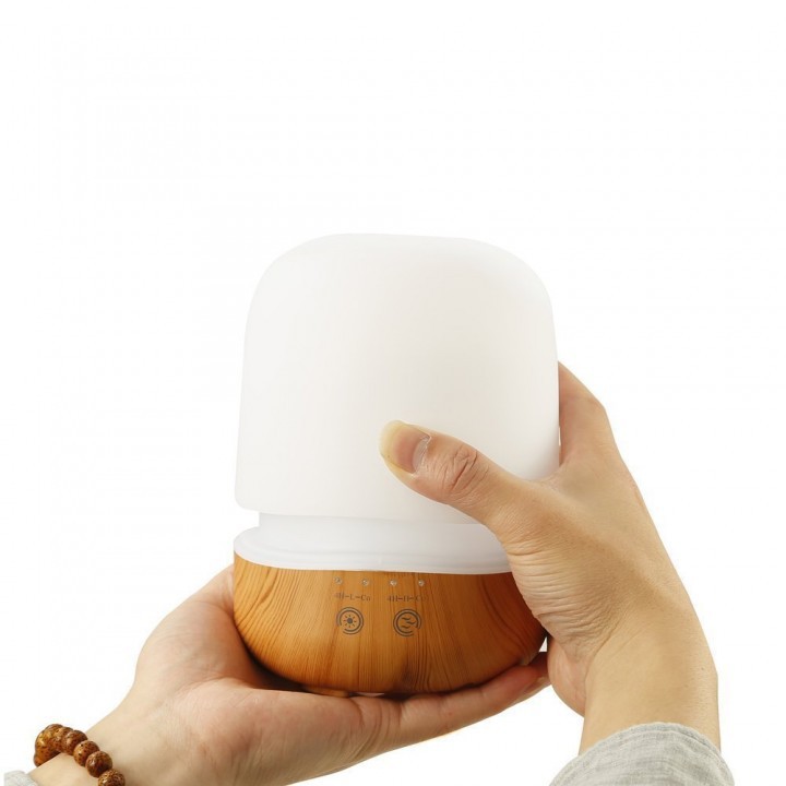 H19 Wooden Humidifier Aroma Diffuser 7 Color LED Light 300ml Brown