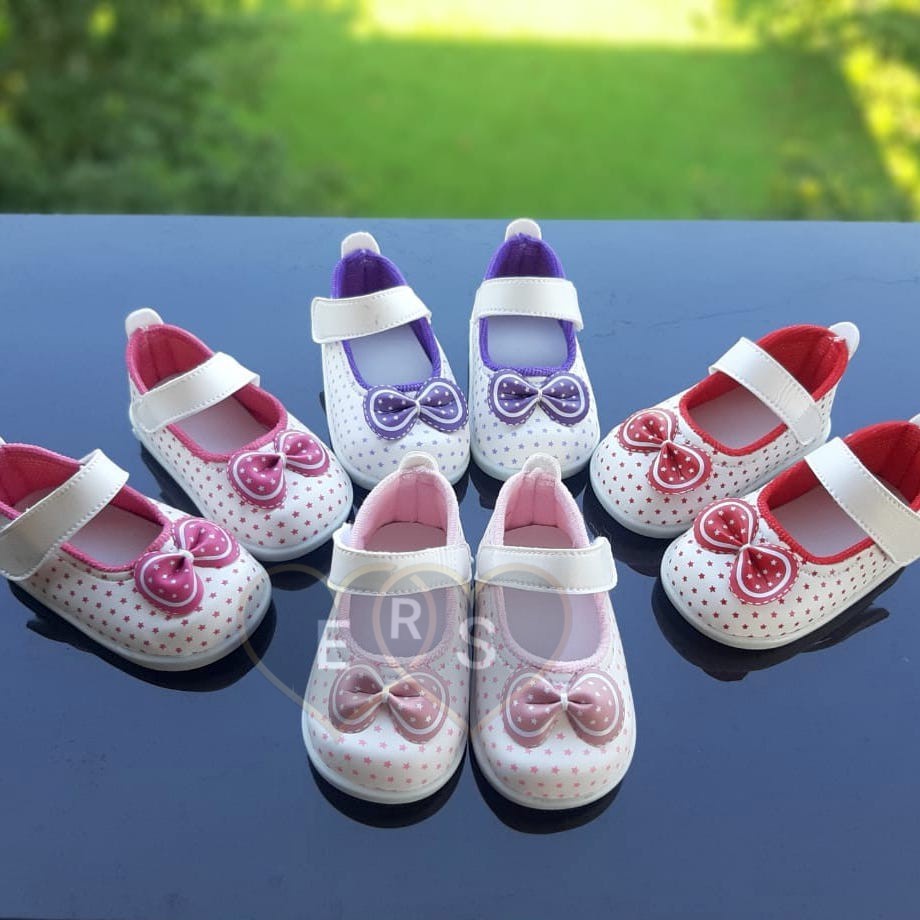 TOKOERS SNP09 Sepatu Pesta Anak Perempuan bunyi cit Umur 1 2 3 thn - Motif Pita