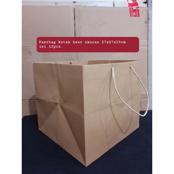 

Paper bag kotak besar diameter ukuran (30x30x30cm) isi 12pcs