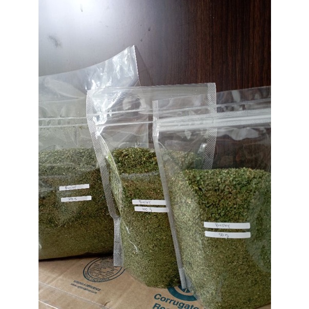 

Dried Parsley, Parsley Kering 100g