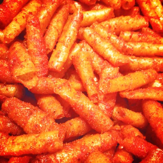 

Kriuks Cikruh gulung / olahan kulit lumpia by Aneka cemilan Ka-Mu