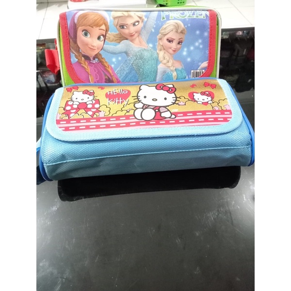 

Kotak pensil / pencil case hollokitty, frozen