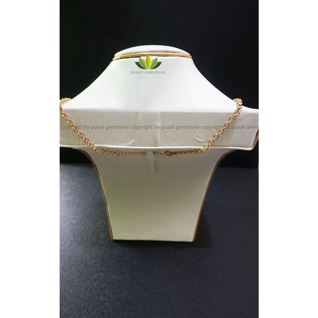 Manekin Pajangan Kalung Bahan Oscar