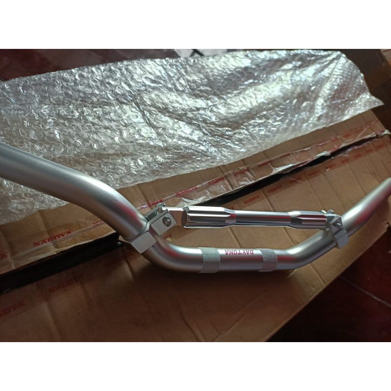 STANG STIR ORIGINAL DAYTONA MEREK DAYTONA TIPE LOW SILVER TITANIUM TEBAL