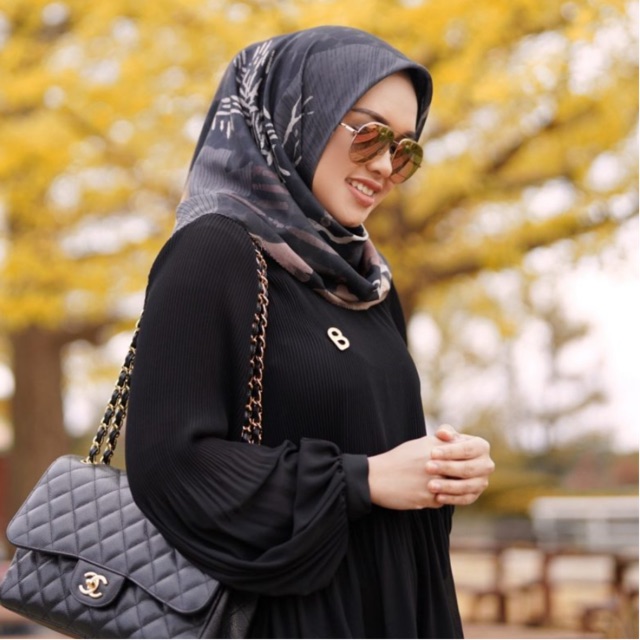 BUTTONSCARVES Ginkgo Series Buttonscarves