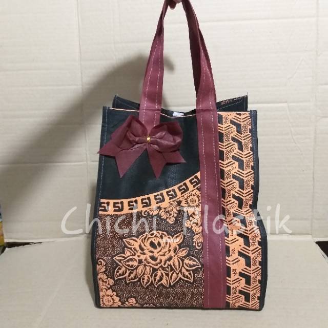 Tas hajatan batik mewah 22x22