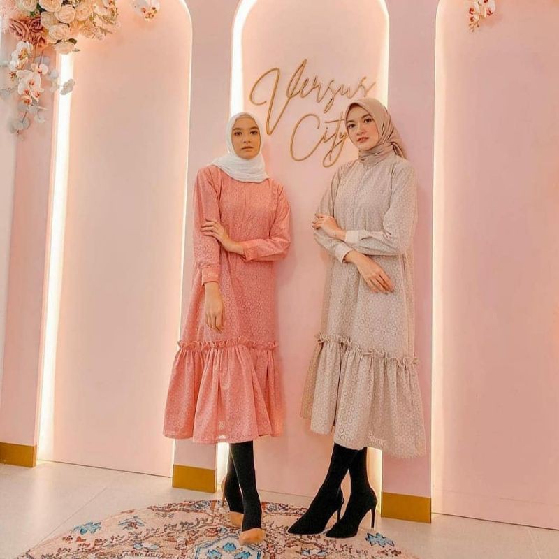 Anaya Midi Dress Versus City