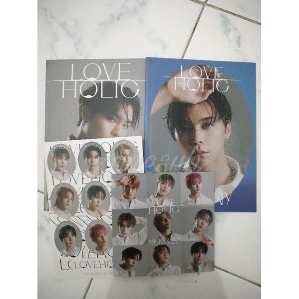 Album Only Loveholic Johnny Cover