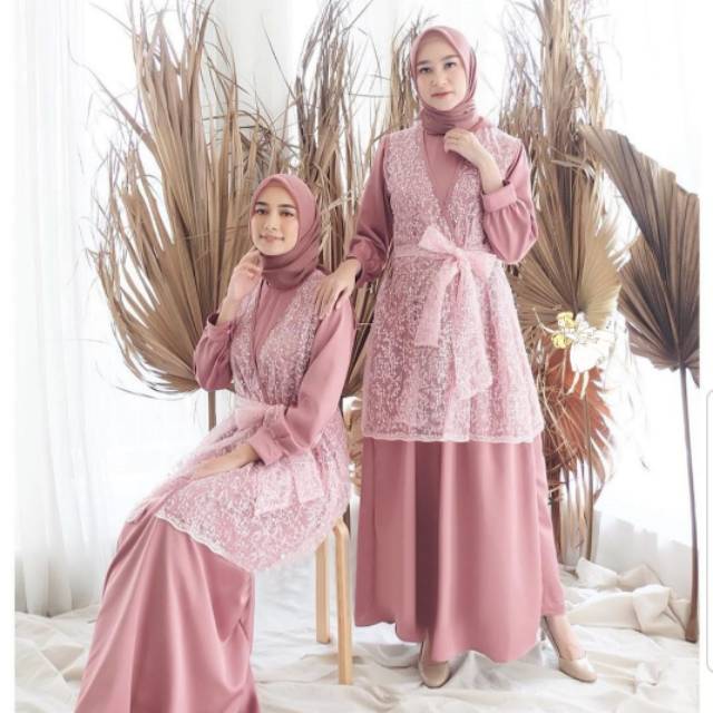 NISA SABYAN Gamis Modern Busana Muslim model kimono japan AUDREY Ori pas untuk pager ayu    MONALISA