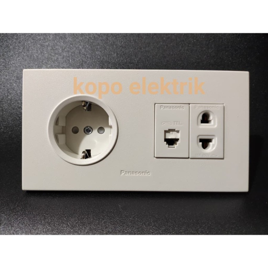 Panasonic Stopkontak + Outlet Telepon + Stopkontak 2 Gang Style White