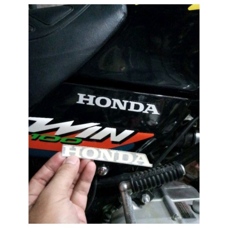 Stiker honda untuk win 100 supra original