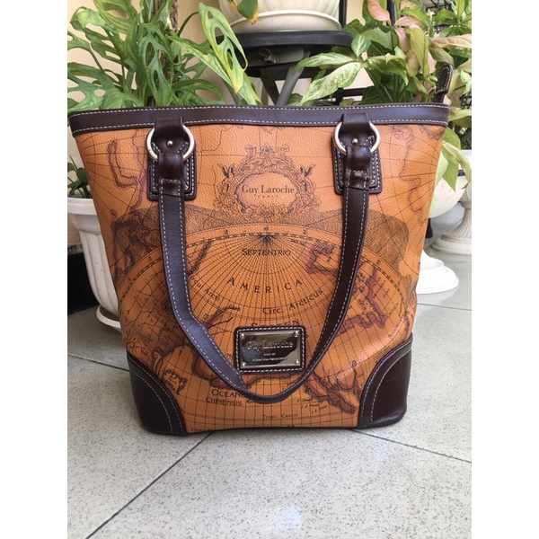 Tas Preloved Guy Laroche