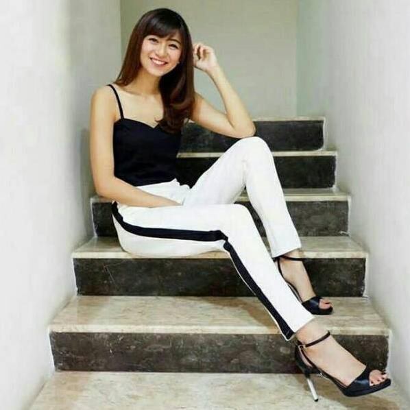   reoc  Zara  Pants Celana  Strip Zarra Shopee Indonesia