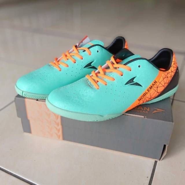 Sepatu futsal nobleman original
