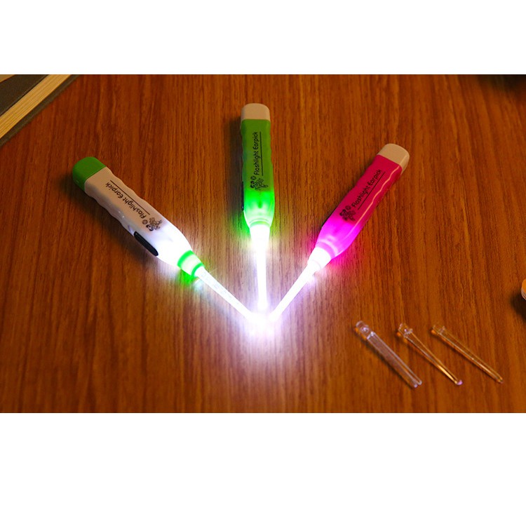 Korek Kuping Lampu LED/Pembersih Kuping Earpick Flashlight Korekan