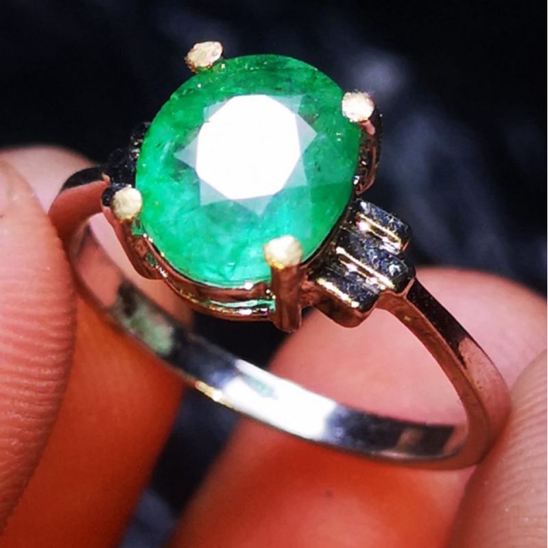 NATURAL EMERALD BERYL ZAMRUD COLOMBIA LUSTER LADIES