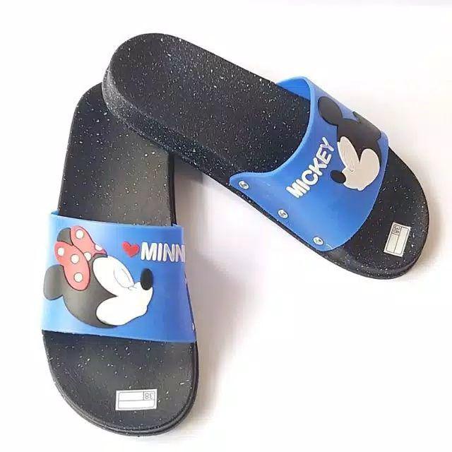 SANDAL SLOP MICKIEY MINNI SLIPON KARAKTER SOL HITAM BINTIK-Biru