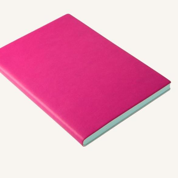 

FR-663>> DAYCRAFT - SIGNATURE GRID NOTEBOOK A5 MAGENTA