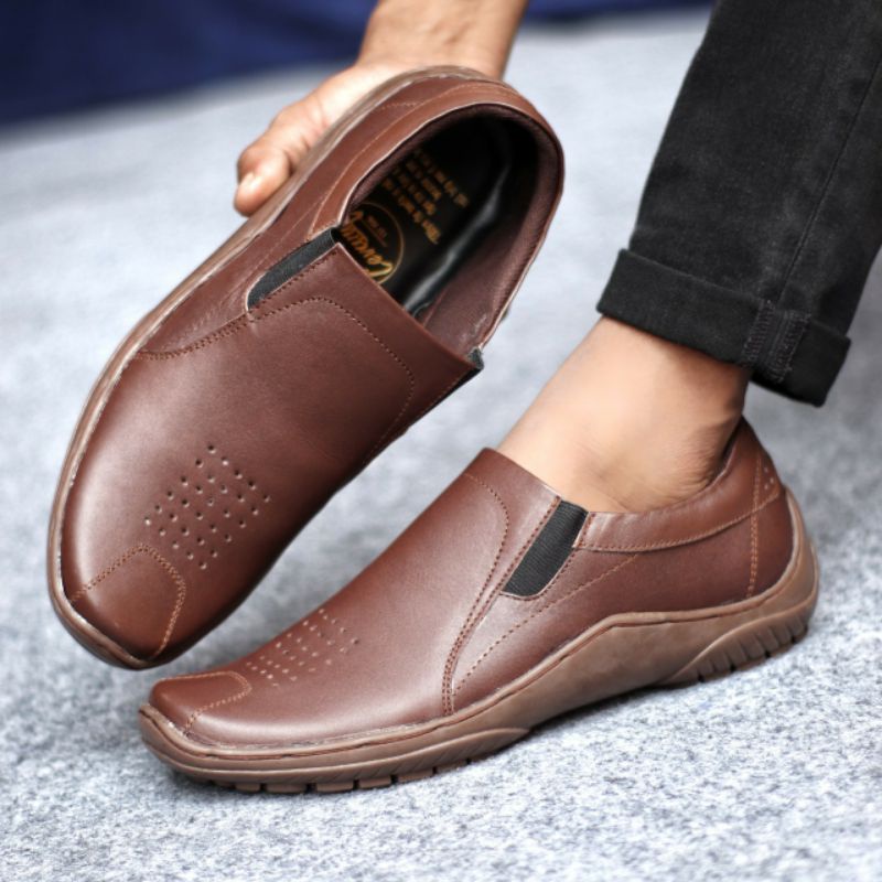 Sepatu Kasual Pria Slip On Kulit Asli Pantofel Slip On Formal Kerja Santai Kuliah